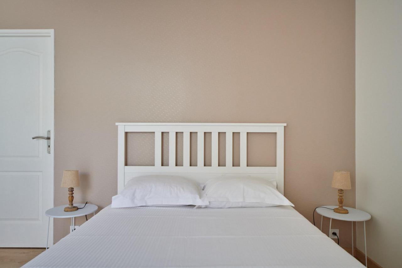 Le Carre Saint Pierre - Chambres D'Hotes Marey-les-Fussey Экстерьер фото