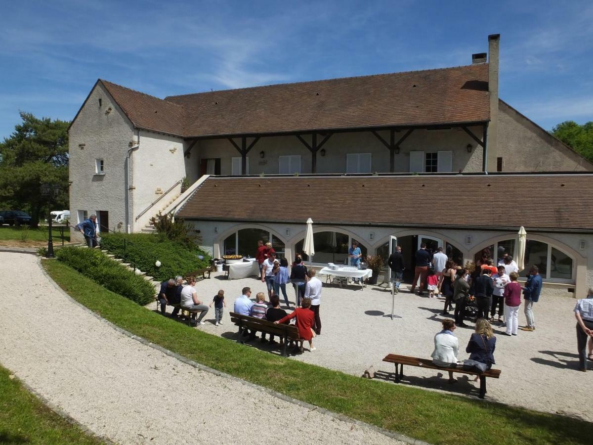 Le Carre Saint Pierre - Chambres D'Hotes Marey-les-Fussey Экстерьер фото